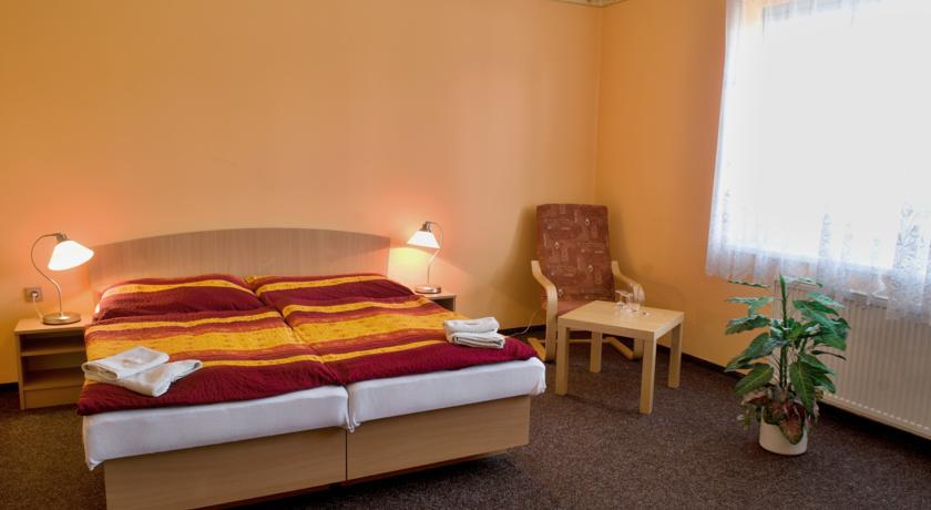 Hotel Bohemia Jičín Kültér fotó