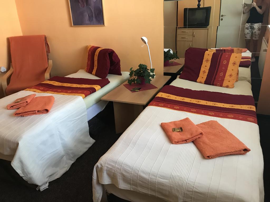Hotel Bohemia Jičín Kültér fotó